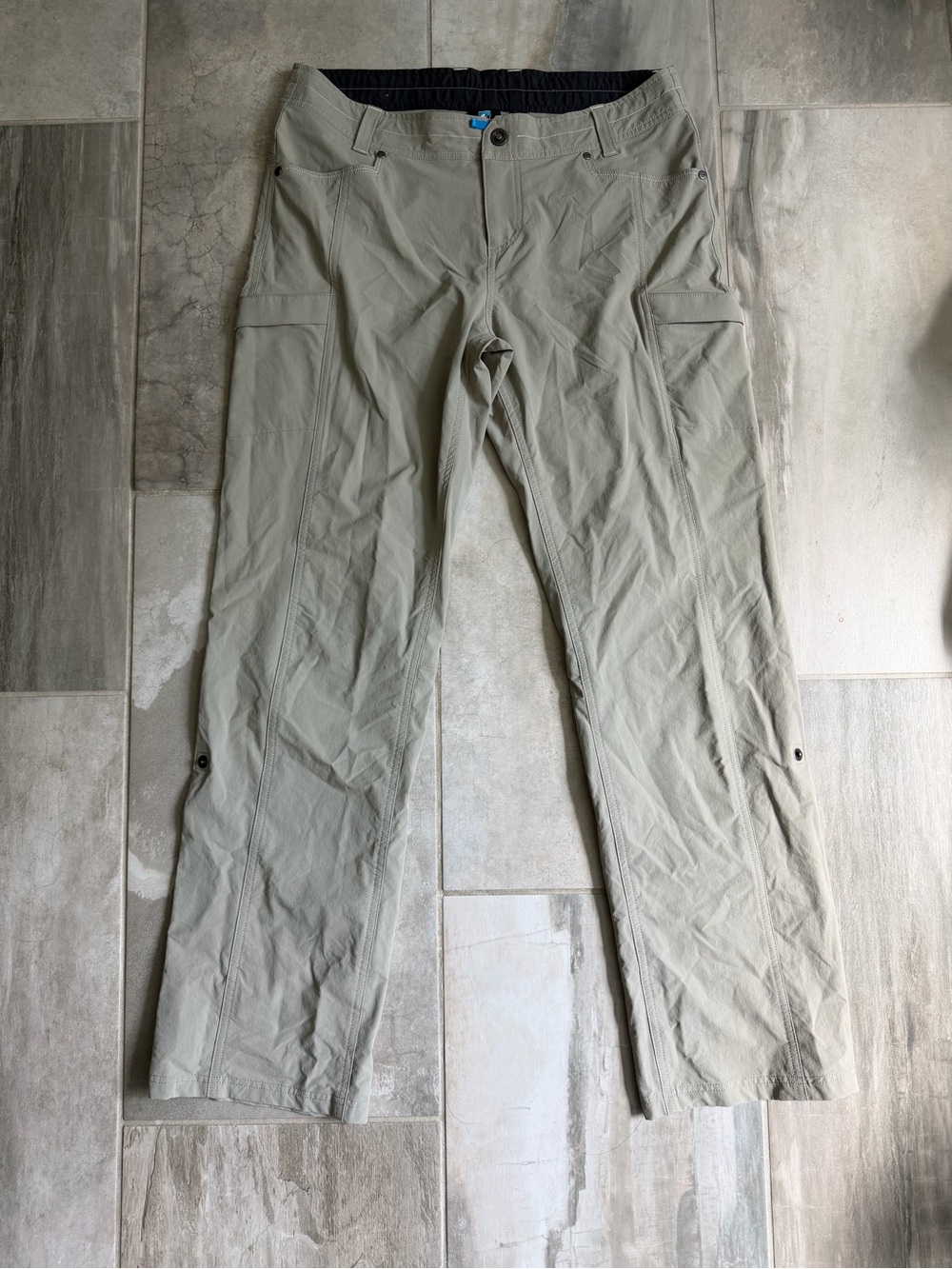 Kuhl Hiking Pants size 12 regular Roll up Leg women Tan Khaki Stretch